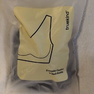 Women's Shapermint Everyday Comfort V-Neck Bralette - Black